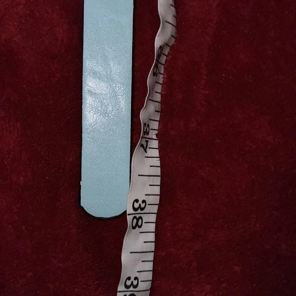 Tahari Teal slim belt Sz  S - Picture 5 of 7